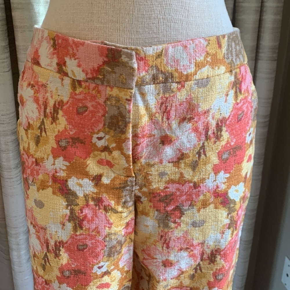 Talbots Signature sz 10 floral pants - Picture 2 of 4